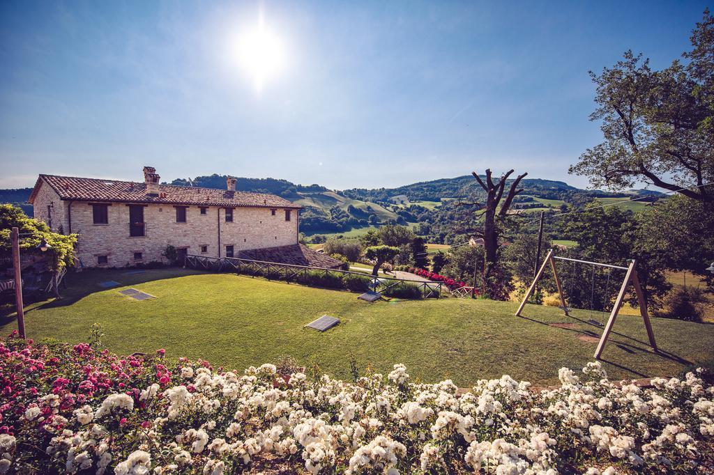 Agriturismo Casal San Sergio Фоссомброне Экстерьер фото