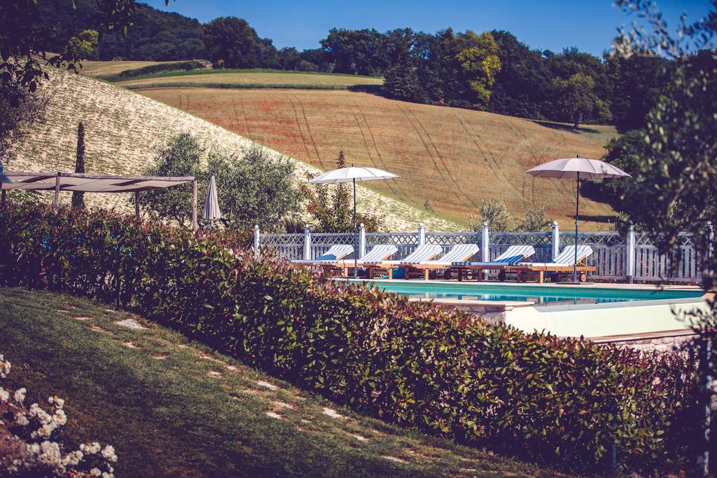 Agriturismo Casal San Sergio Фоссомброне Экстерьер фото
