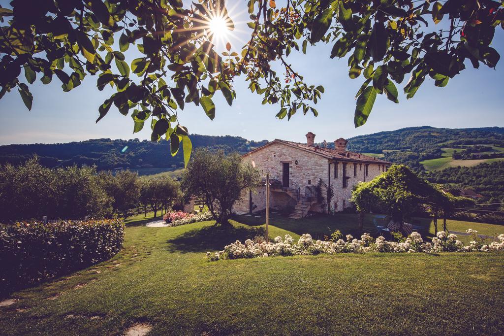 Agriturismo Casal San Sergio Фоссомброне Экстерьер фото